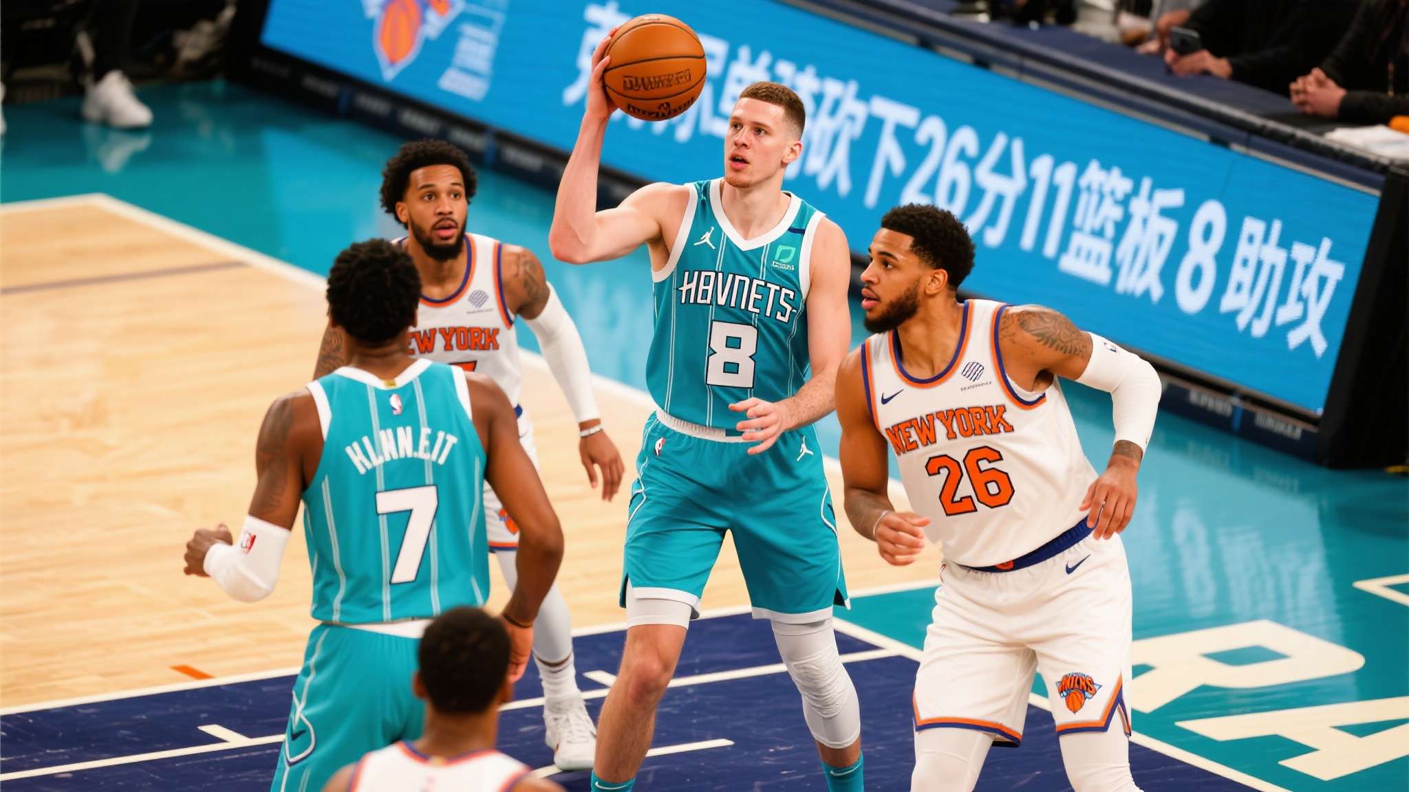 每当NBA赛季进行到白热化阶段，豪门之间的胜负不仅影响着球迷情绪，更改写着排名格